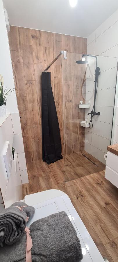 61 - Apartamenty Siedlce - Nowy Apartament W Centrum Przy Ul 3 Maja 51A Eksteriør billede